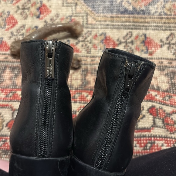 Stuart Weitzman Black Leather Ankle Boots, sz 7 - Picture 7 of 7